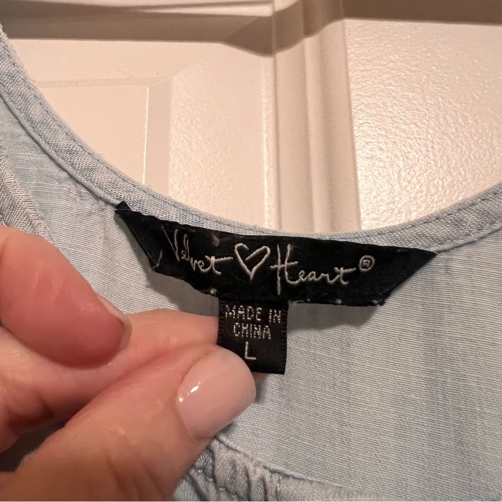 Velvet Heart Light Blue Denim Mini Dress - Picture 4 of 6